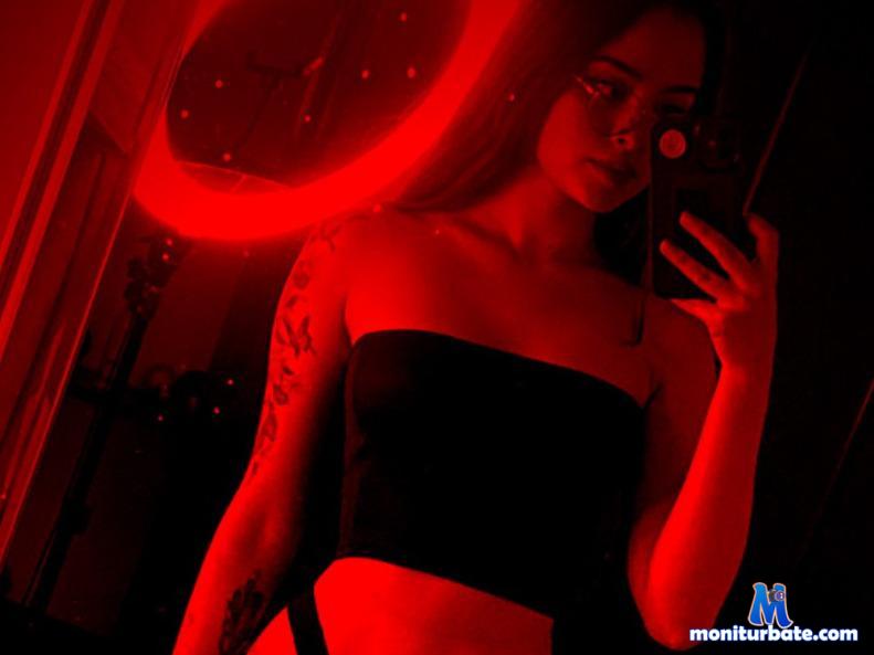 roxxy-mora Camsoda performer 