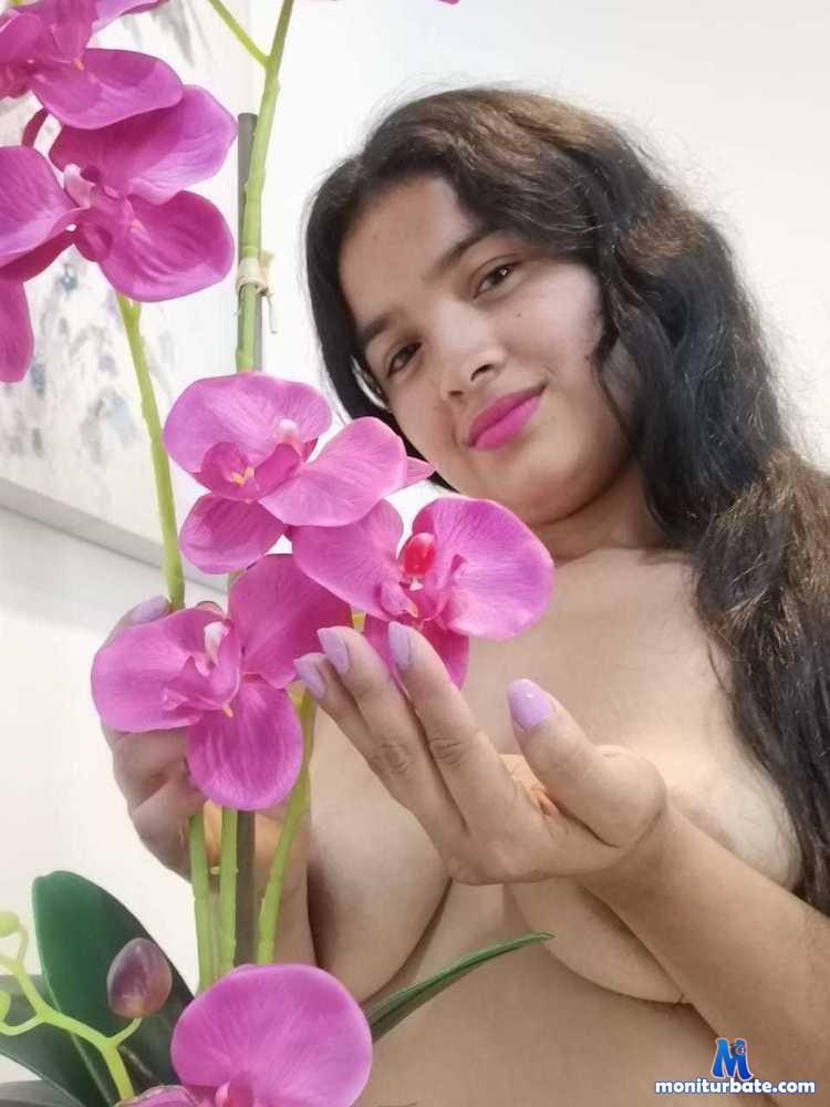 katty-brand1 camsoda livecam performer profile
