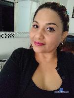hotmilfsquirt Camsoda livecam show performer room profile