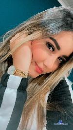 arianna-18 Camsoda livecam show performer room profile