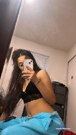 asianpersuasionn Camsoda livecam show performer room profile