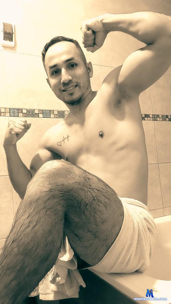 leonardosanguinnetti40 camsoda livecam performer profile