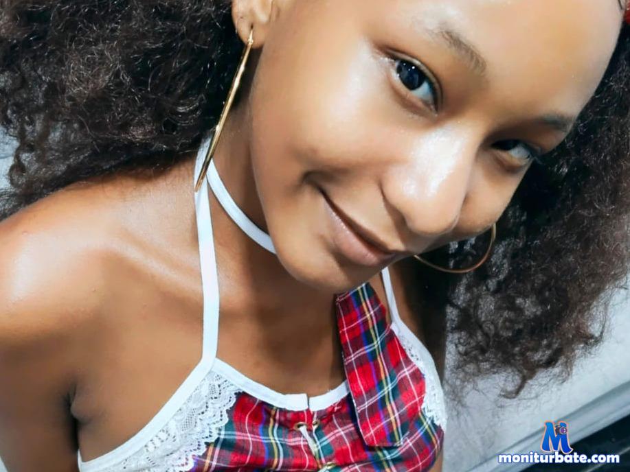 litte-ebony camsoda livecam performer profile