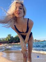 zurikendall Camsoda livecam show performer room profile