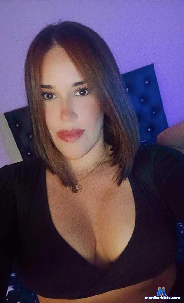 indiana-bello camsoda livecam performer profile