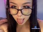 minakolesleylewis Camsoda livecam show performer room profile