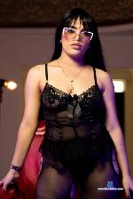 amelia-farrell Camsoda livecam show performer room profile