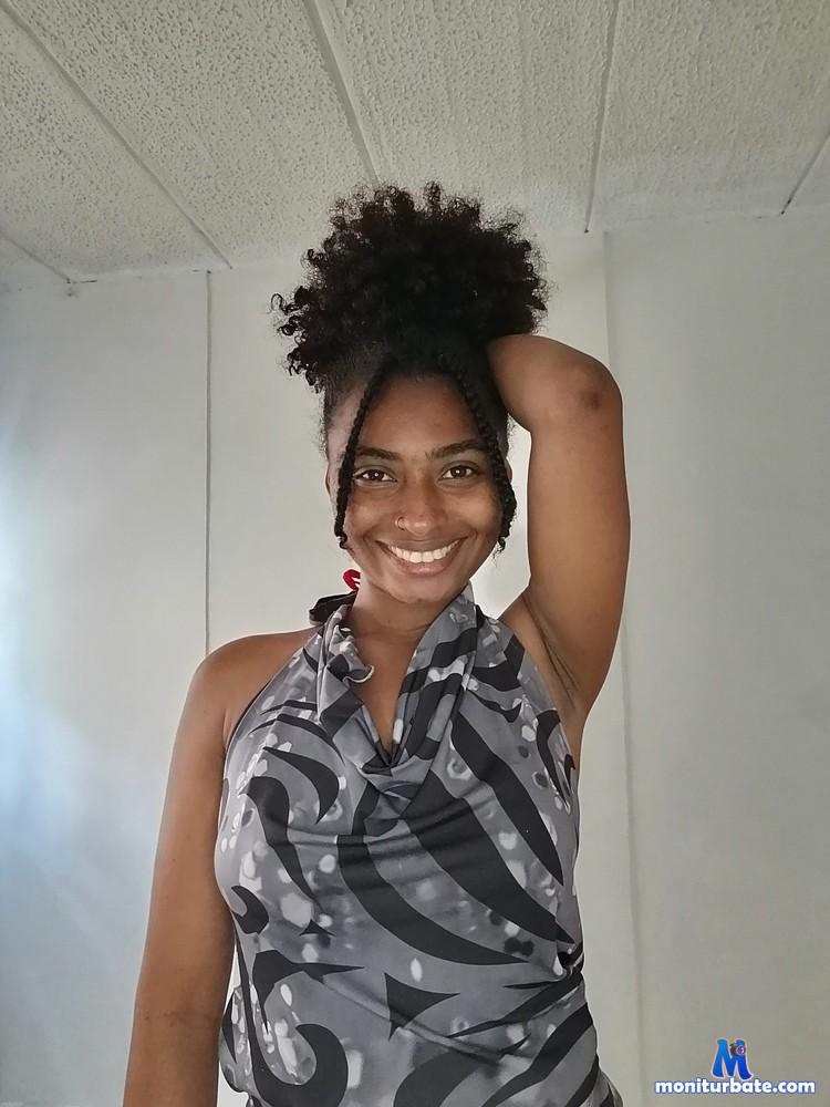 mylebrowm Camsoda performer 