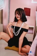 monserrat-gil Camsoda livecam show performer room profile