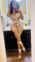 kianijess Camsoda livecam show performer room profile