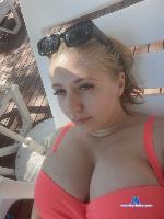 andrea-franciss Camsoda livecam show performer room profile