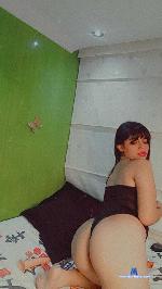 crisstalfox Camsoda livecam show performer room profile