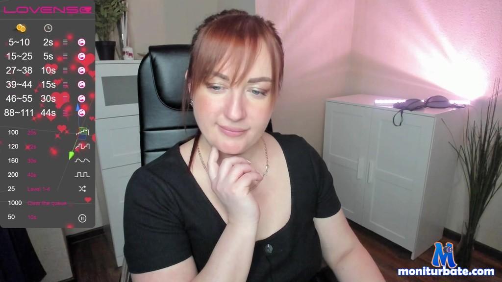 elegantagnia camsoda livecam performer profile