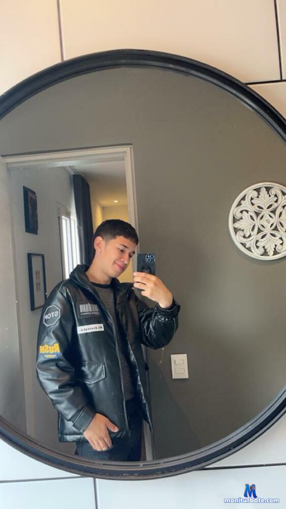 mrdaren1 camsoda livecam performer profile