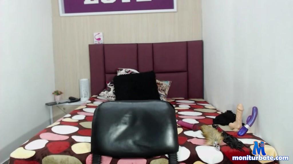 gabriela-sanint Camsoda performer latina big-tits brunette toys lovense anal blowjob milf squirting bbw