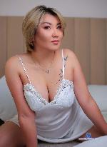 charmerrr Camsoda livecam show performer room profile