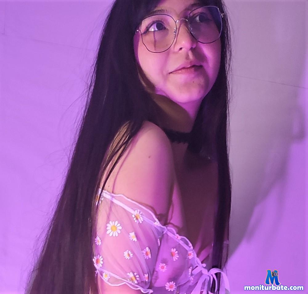 bonnie-loooli Camsoda performer 