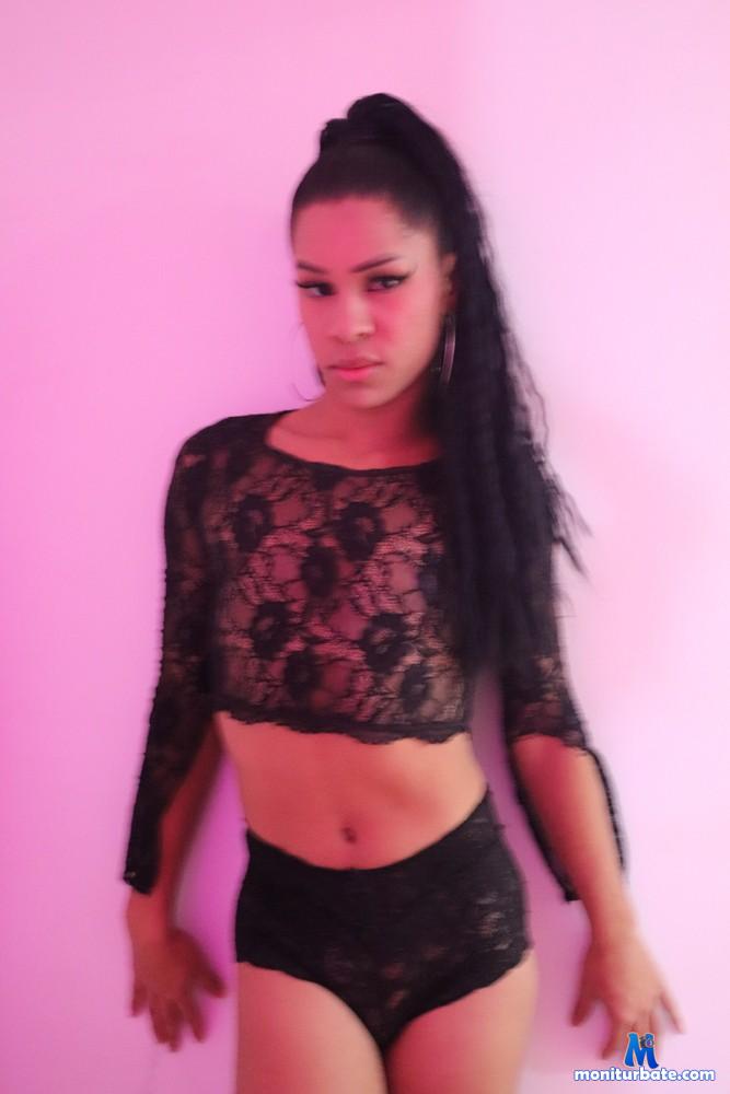 latoxica2023 camsoda livecam performer profile