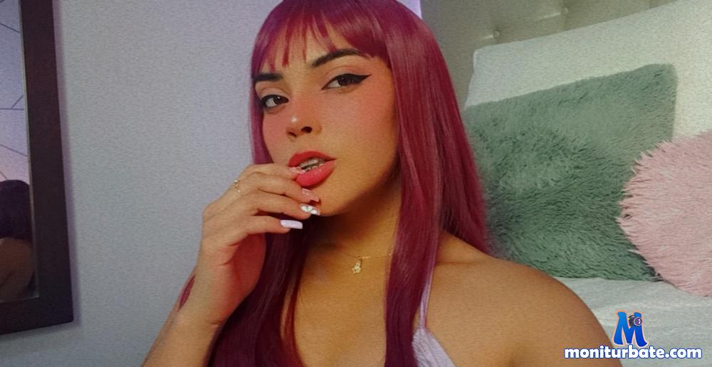 darcy-love2 camsoda livecam performer profile