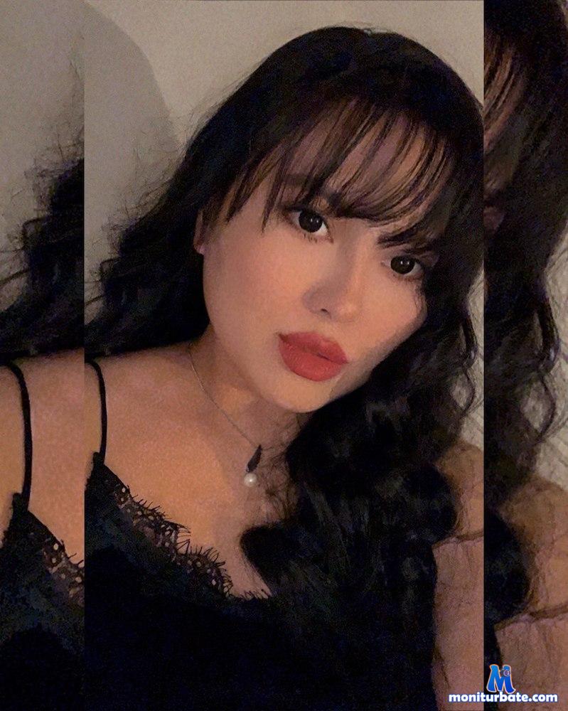 sayamoo camsoda livecam performer profile