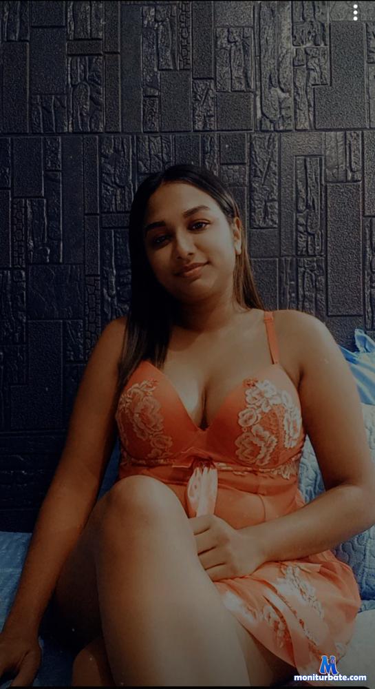 daniellahhotty Camsoda performer 