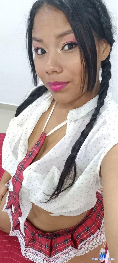 haderojas camsoda livecam performer profile