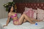 daniellenavas Camsoda livecam show performer room profile