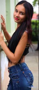 darcymiller Camsoda livecam show performer room profile