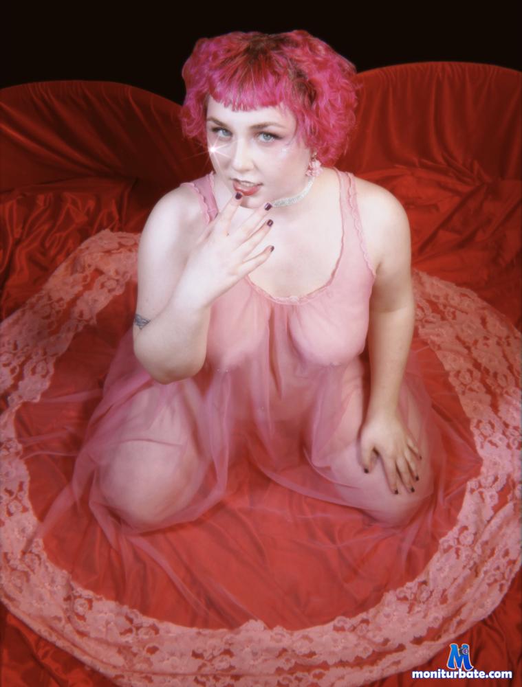 valthepinup Camsoda performer 