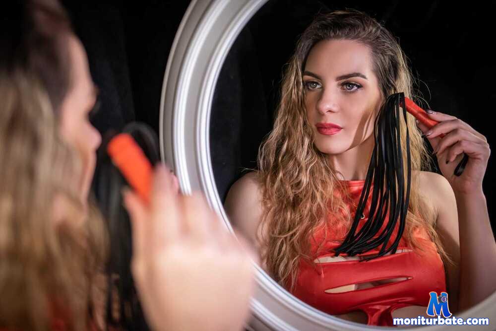 dommichelle camsoda livecam performer profile