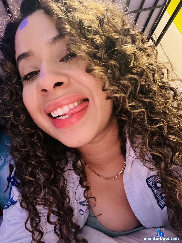 meli21 camsoda livecam performer profile
