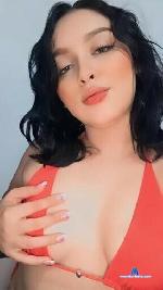 chanel-jones Camsoda livecam show performer room profile