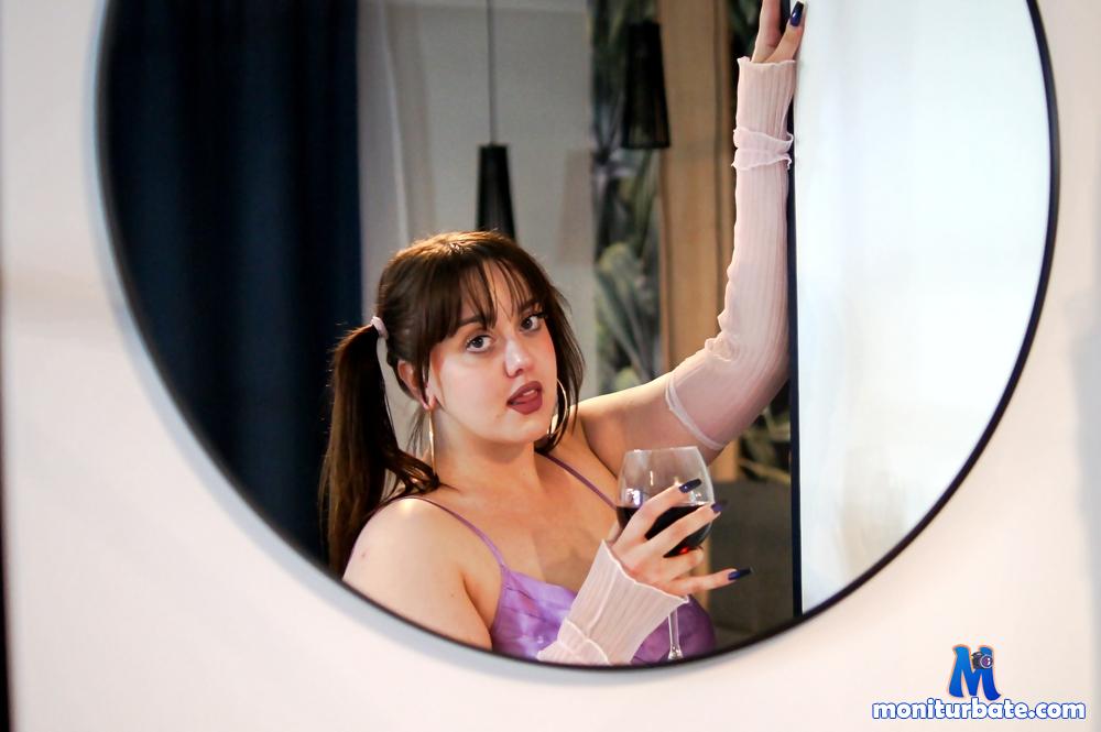 julieobsession camsoda livecam performer profile