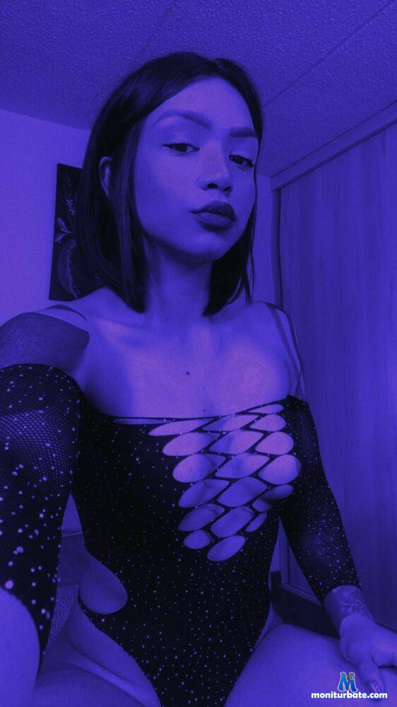 lulu-kiss camsoda livecam performer profile