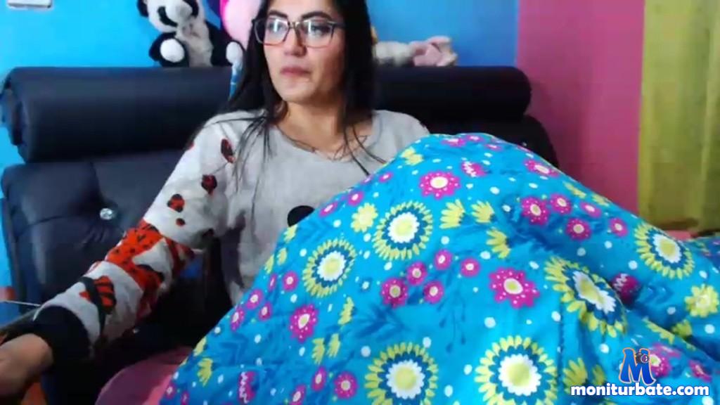 luisaafer camsoda livecam performer profile