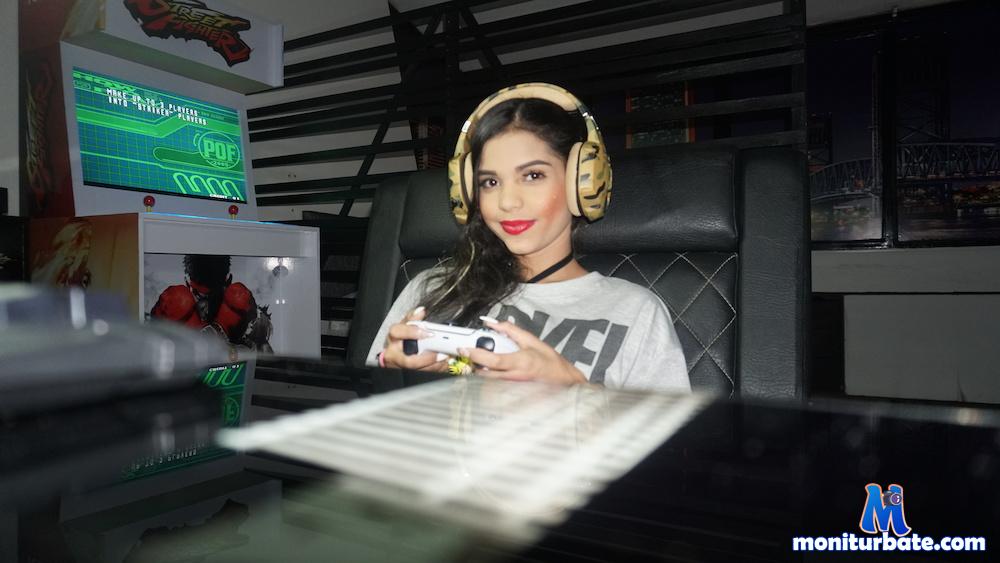 valentinasamder camsoda livecam performer profile