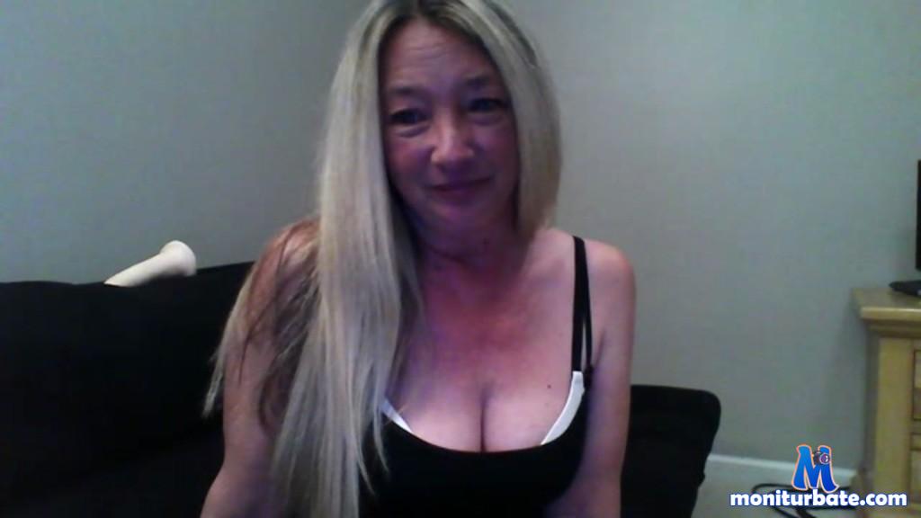milf-lacey Camsoda performer lovense blonde milf