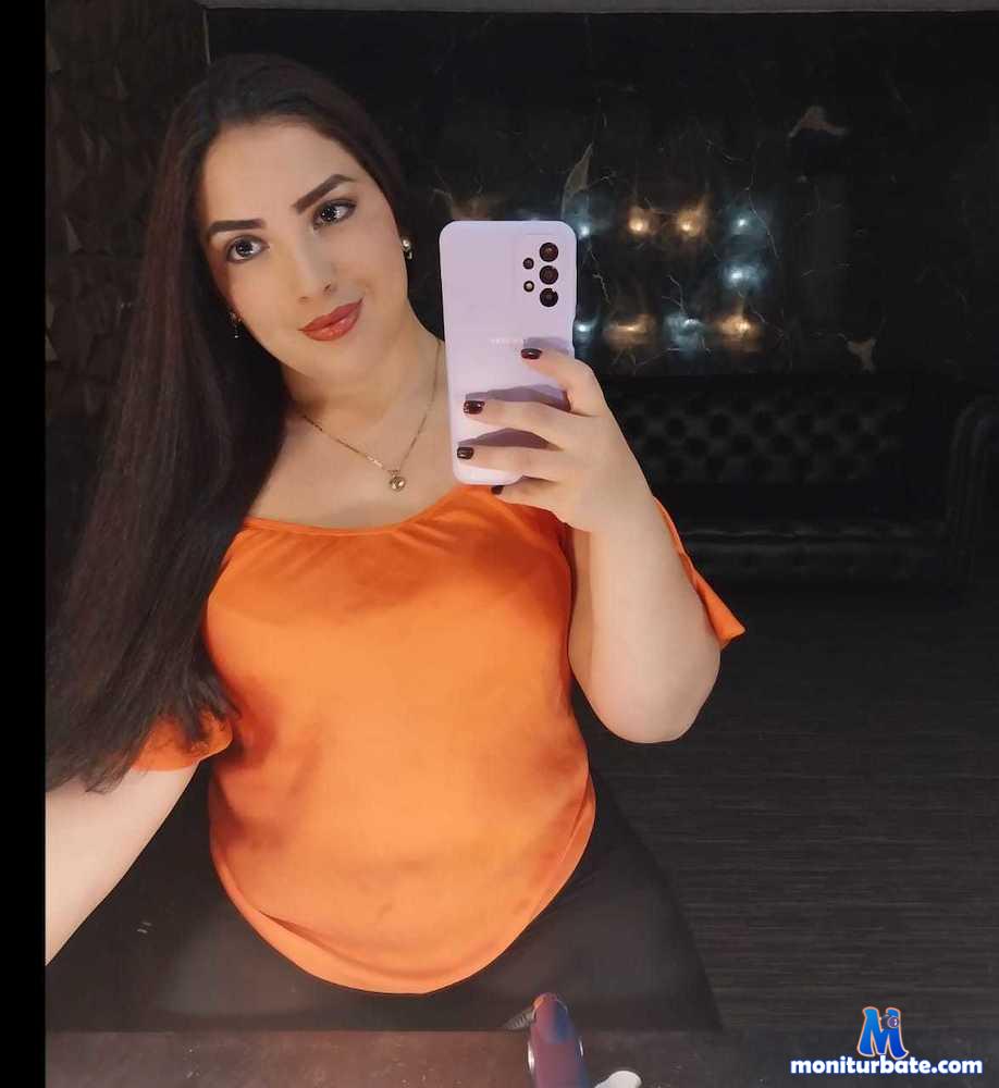 lilimanson camsoda livecam performer profile