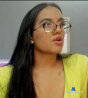 abril-williams camsoda livecam performer profile