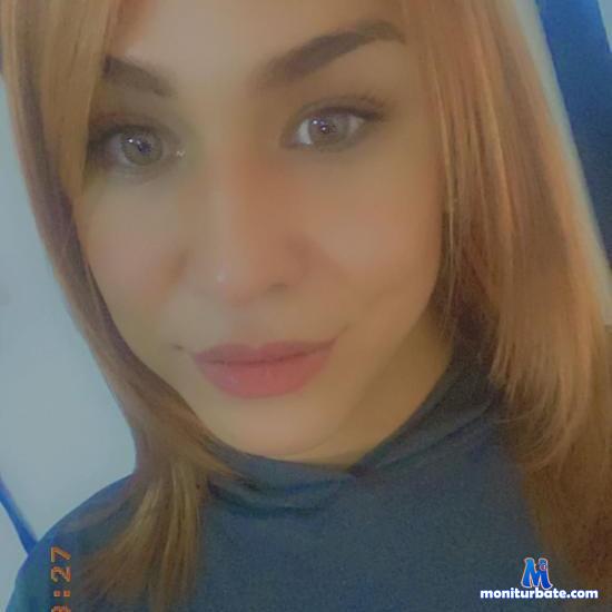 azley-sweet Camsoda performer 