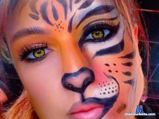 mia-miiller camsoda livecam performer profile