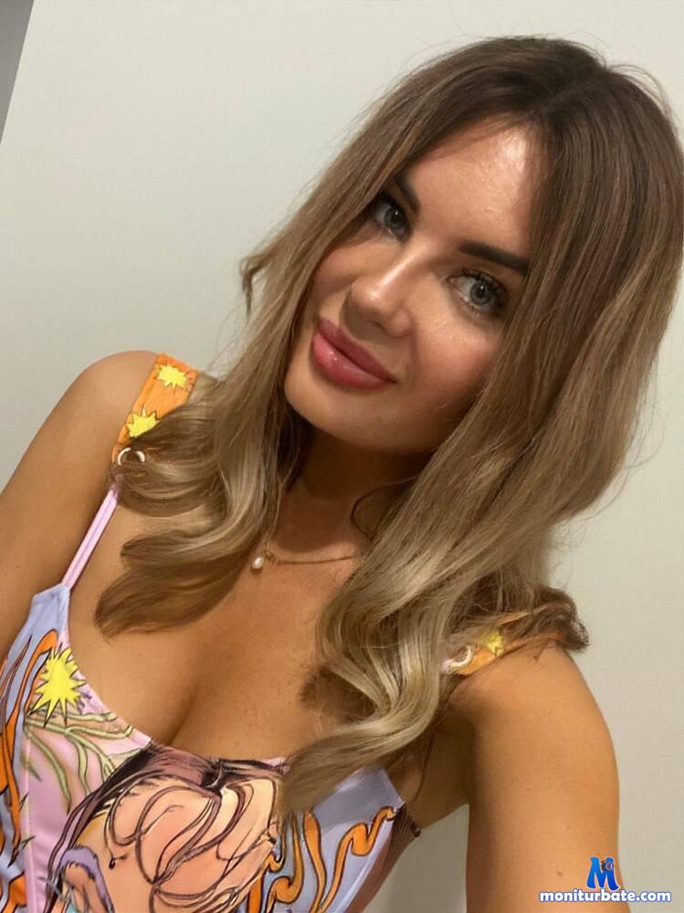 milfplace camsoda livecam performer profile