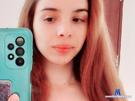 alissaamora camsoda livecam performer profile