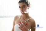 antonellaa-brown Camsoda livecam show performer room profile