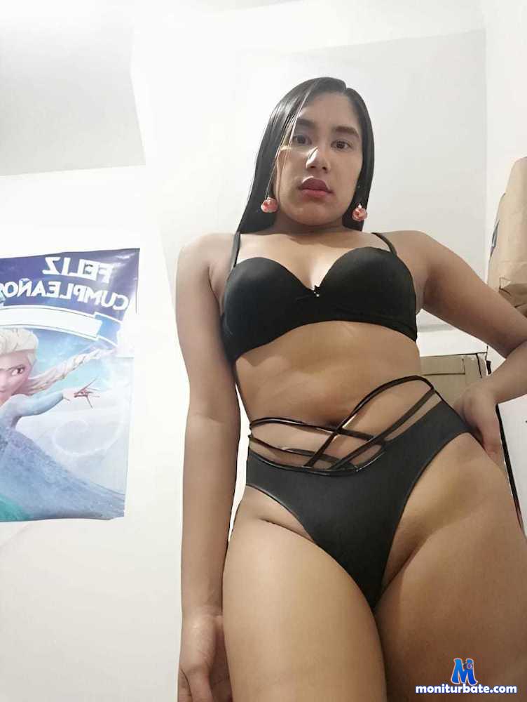 vannesalovee camsoda livecam performer profile