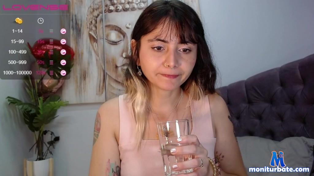 eva-sin26 camsoda livecam performer profile
