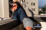 hanny-black Camsoda livecam show performer room profile