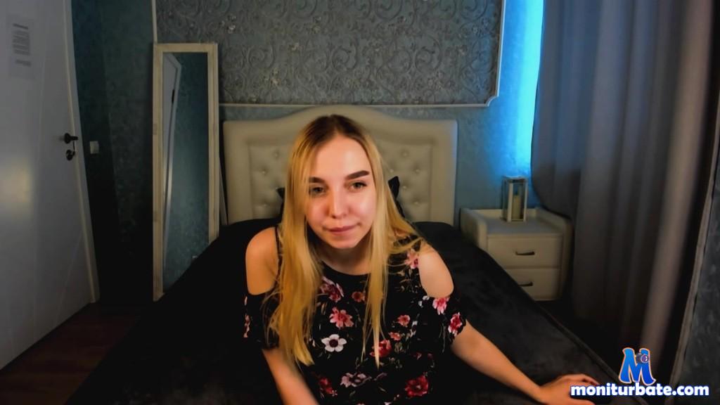 jullifox camsoda livecam performer profile