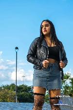 melannieroy Camsoda livecam show performer room profile