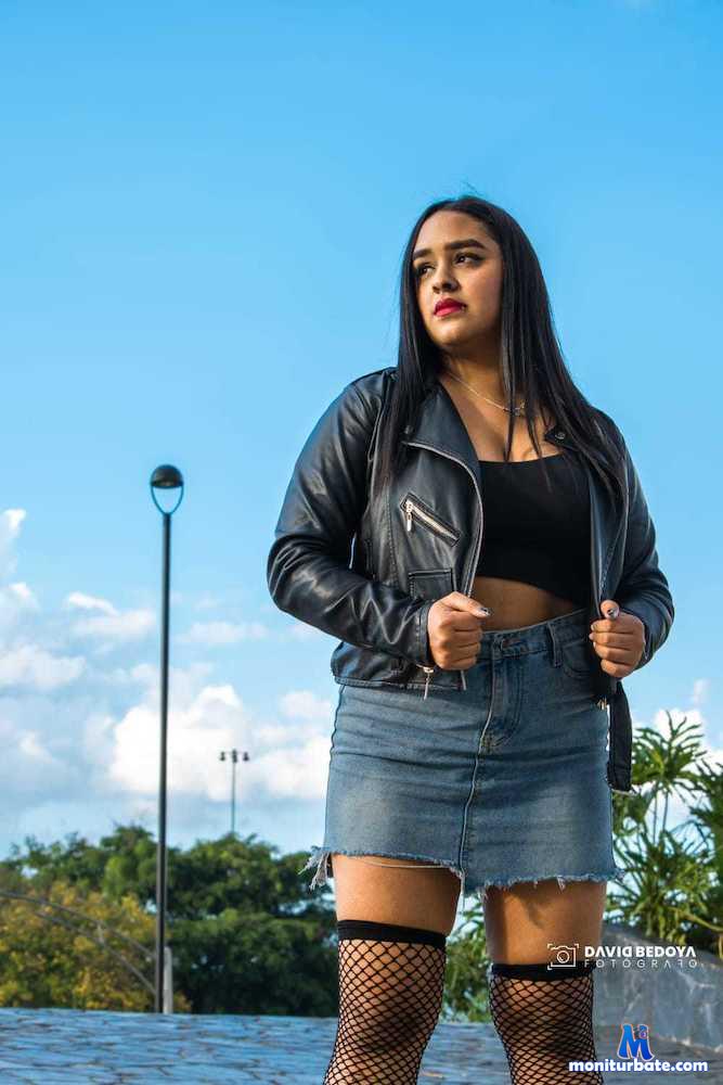 melannieroy camsoda livecam performer profile